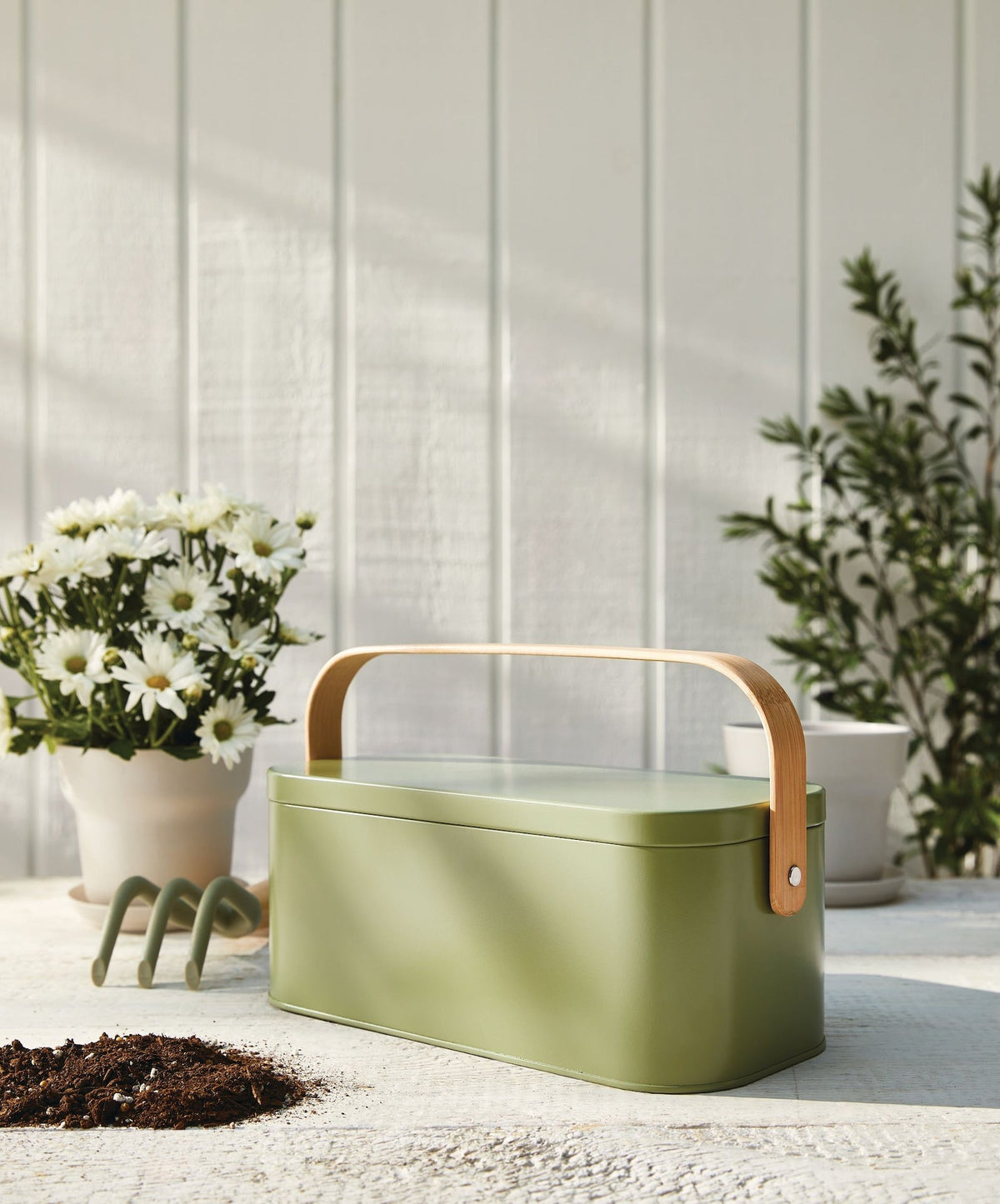 Metal Gardening Storage Container, Iron, Green