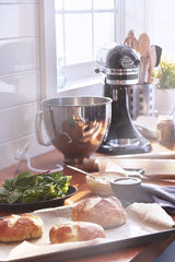Artisan Series 5-Quart Tilt-Head Stand Mixer, Onyx Black